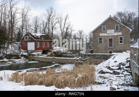 Morningstar Mühle historische Stätte im Winter Schnee in St. Catharines, Ontario, Kanada Stockfoto