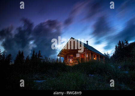 Wandern im Jumbo Pass bc, Jumbo Kabine. Stockfoto