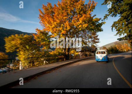 Ein vintage VW van in und um Nelson BC Stockfoto