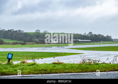 ENNISKILLEN/IRLAND - 03. MÄRZ 2019: St. Angelo Airport befindet sich 3 Seemeilen nördlich von Enniskillen, County Fermanagh, Nordirland Stockfoto