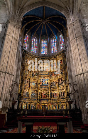 Gotischen Altarbild in das Innere der Kathedrale von San Salvador de Oviedo, Asturien, Spanien Stockfoto