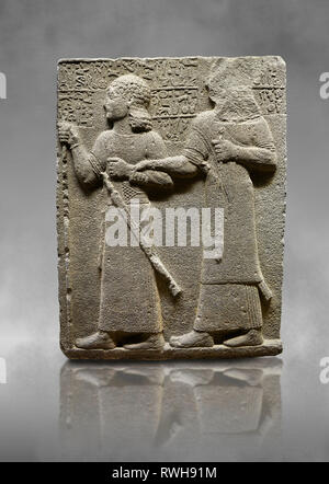 Hethiter monumentale Relief modellierten orthostat stone Panel von Royal untermauern. Basalt, Karkamıs, (Kargamıs), Karkemisch (Karkemish), 900-700 V.CHR. Anatoli Stockfoto