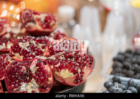 Garnet auf Verkauf. Gesundes Essen. Markt. Preis. Vegan. Green Food. Lecker. Lecker. Vegetarisch. Gutes Essen. Hand gemacht. Home Kochen. Stockfoto