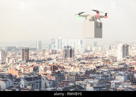 Drone Lieferung mit weißen Kasten über der Stadt fliegen, 3D-rendering Image Stockfoto