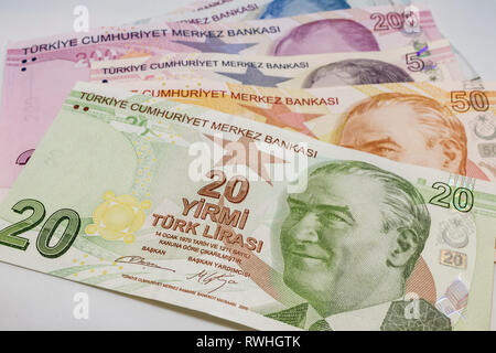 Turkische Nationale Geld Isoliert Auf Weissem Hintergrund