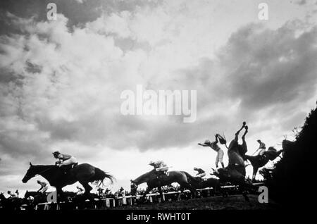 Grand National rennen Bechers Bach Zaun 1988 Stockfoto
