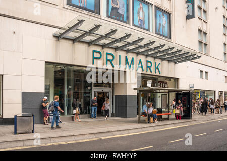 Primark Fashion Store, Bristol, Großbritannien Stockfoto