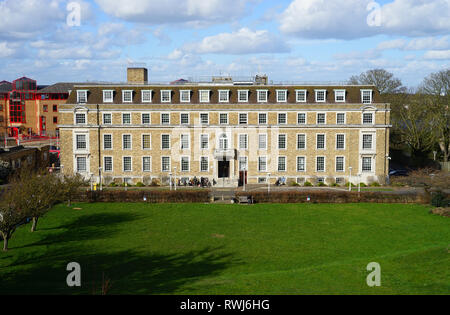 Der County Hall, Cambridge gesehen von Burghügel Stockfoto