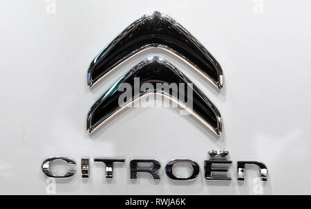 Genf, Schweiz. 06 Mär, 2019. Ein Citroen logo, am zweiten Pressetag genommen. Die 89. Automobilsalon in Genf beginnt am 7. März und dauert bis 17. März. Credit: Uli Deck / dpa/Alamy leben Nachrichten Stockfoto