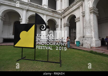 Kolkata, Indien. 6 Mär, 2019. Eine fotografische Ausstellung in der indischen Museum als Teil der sieben Tag lang statt "Kolkata Fotos International Festival (KIPF) 2019' von mehr als 250 Fotografen arbeiten aus über 40 Ländern, die ab dem 28. Februar, um die Zehn iconic Veranstaltungsorte in Kalkutta bis 6. März, 2019 begonnen wurde, wurde er von einem Kalkutta gegründete private Galerie organisiert. Credit: Biswarup Ganguly/Alamy leben Nachrichten Stockfoto