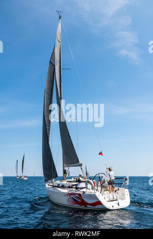 Segelboote in einem Boot Rennen, Cobh, County Cork, Irland Stockfoto