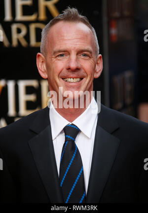 Apr 12, 2015 - London, England, UK-Olivier Awards 2015, das Royal Opera House, Covent Garden - Roter Teppich Ankünfte Foto zeigt: Norman Cook Stockfoto