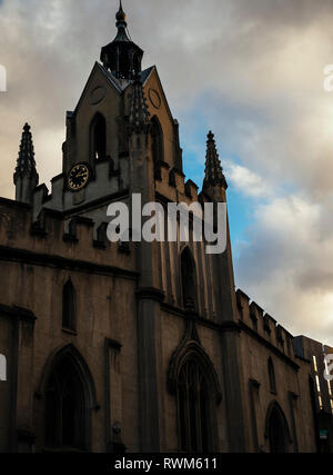 Fassade der St. Maria Magdalena Kirche in Bermondsey, London, England, Großbritannien Stockfoto