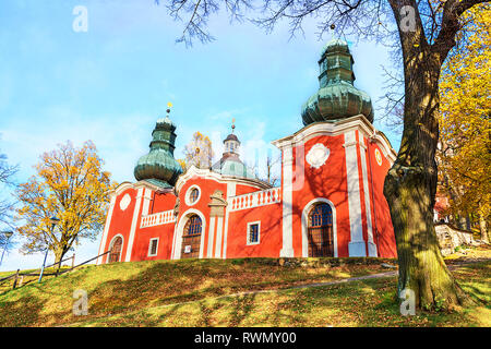 Untere Kirche von Golgatha in Banska Stiavnica im Herbst, UNESCO (Slowakei) Stockfoto