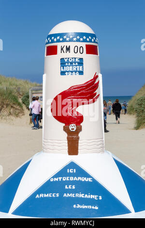 Die 0 km Liberty Marker (oder 'getragen') am Utah Beach, Normandie, Frankreich. Stockfoto