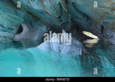 Der surreale Marmor Höhlen (Capilla de mármol), Rio Tranquilo, Aysen, Patagonien, Chile Stockfoto