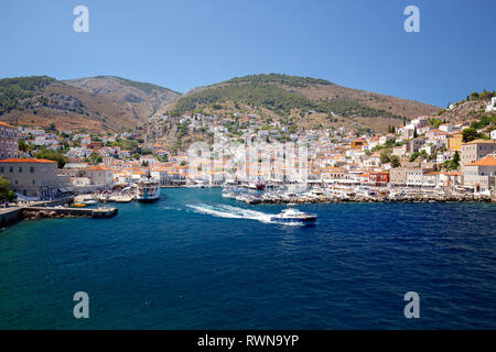 Wunderschöne griechische Inseln - Panorama der Hafen von Hydra Saronics Stockfoto