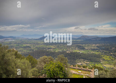 Blick vom Puig de Maria in Alcudia (Mallorca), Mallorca, Balearen, Spanien Stockfoto