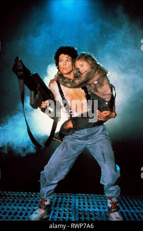 WEAVER, Henn, Aliens, 1986 Stockfoto