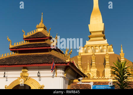 Große Stupa Pha That Luang in Vientiane Laos Stockfoto