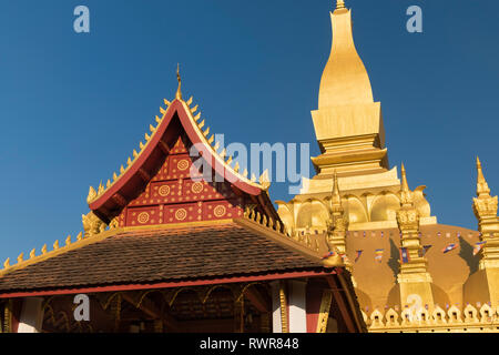 Große Stupa Pha That Luang in Vientiane Laos Stockfoto