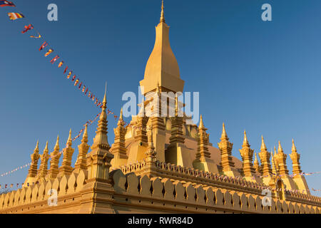 Große Stupa Pha That Luang in Vientiane Laos Stockfoto