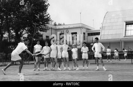 Tennis Schule, 1956 Stockfoto