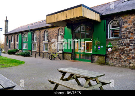 YHA Okehampton Jugendherberge auf Granit weg, Radweg, neben Dartmoor Museumsbahn, Devon Stockfoto