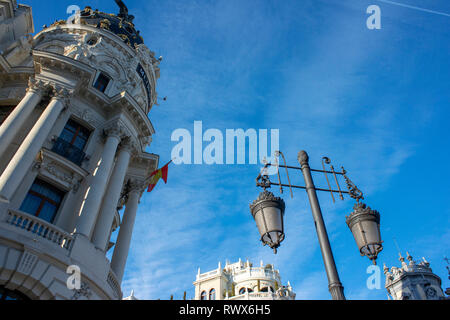 Madrid Metropolis Gebäude, an der Ecke der Gran Vía und Calle de Alcala, 1911 von den Architekten Jules und Raymond Février für die Insura konzipiert Stockfoto