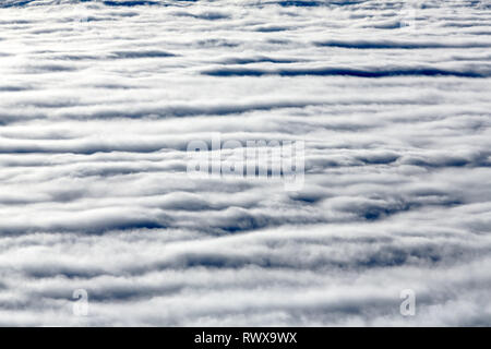 Full Frame geschossen von foggy Inversion über Washoe Tal im Winter Stockfoto