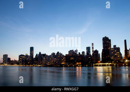 New York Landschaften, Stadtansichten und Blick auf die Straße. Der berühmten Land Marken wie Gedenkstätte, Bräute und anderen städtischen Blick in den schönen Licht des Tages ein Stockfoto