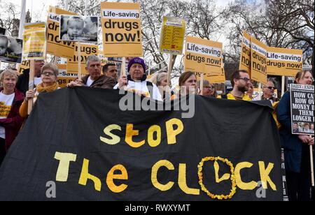 Westminster, London, Großbritannien. 7. Mär 2019. Protest für Orkambi, Cystic Fibrosis Trust. Häuser des Parlaments, den Parliament Square, Westminster, London.UK Credit: michael Melia/Alamy leben Nachrichten Stockfoto