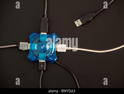 USB-Hub trennen den USB-Geräteanschluss Stockfoto