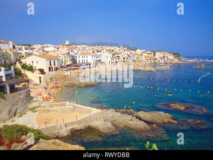 Übersicht. Calella de Palafrugell, Gerona Provinz, Katalonien, Spanien. Stockfoto