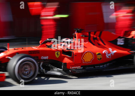 Montmelo, Barcelona - Spanien. 28 Uhr Februar 2019. Charles Leclerc von Monaco fahren die (16) die Scuderia Ferrari SF90 auf der Spur während der F1 Winter Testen Stockfoto