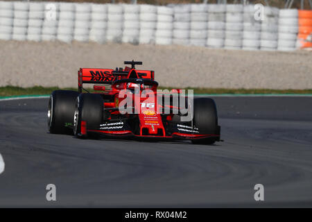 Montmelo, Barcelona - Spanien. 28 Uhr Februar 2019. Charles Leclerc von Monaco fahren die (16) die Scuderia Ferrari SF90 auf der Spur während der F1 Winter Testen Stockfoto