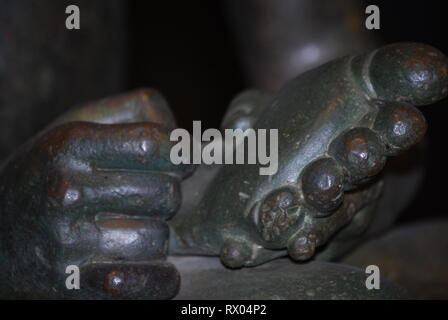 Junge mit Dorn, auch Fedele (Fedelino) oder Spinario genannt, römische Bronzestatue im Palazzo dei Conservatori, Kapitolinisches Museum Stockfoto