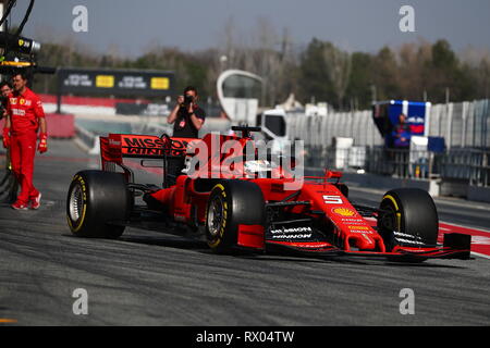 Montmelo, Barcelona - Spanien. 28 Uhr Februar 2019. Sebastian Vettel von Deutschland fahren die (5) die Scuderia Ferrari SF90 auf der Spur während der F1 Winter Testen Stockfoto