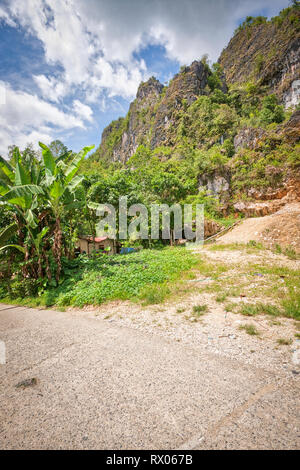 Landschaft von Tana Toraja in Süd-Sulawesi, in der Nähe der Stadt Rantepao. Stockfoto