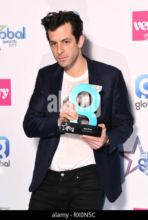 Mark Ronson gewinnt der beste männliche Award bei den Global Awards 2019 mit sehr.co.uk am Londoner Eventim Apollo Hammersmith statt. Stockfoto