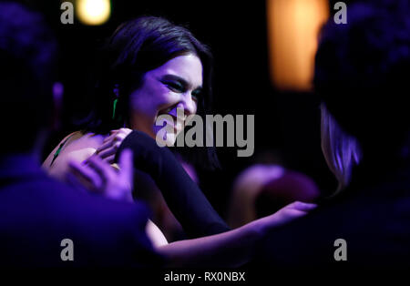 Dua Lipa gewinnt der beste weibliche Award auf der Bühne während der Global Awards 2019 mit sehr.co.uk am Londoner Eventim Apollo Hammersmith statt. Stockfoto