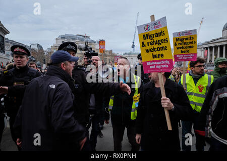 London, Großbritannien. 12 Jan, 2019, gelbe Weste UK Demonstration am Trafalgar Square. Konfrontation zwischen Pro und gegen Brexiteers. Stockfoto