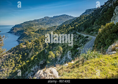 Blick über die Berge der Serra de Tramuntana von Mirador de Ricardo Roca auf Mallorca, Spanien Stockfoto