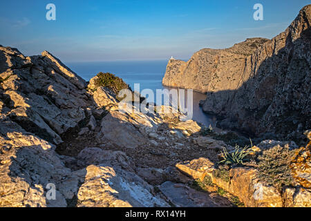 Blick über das Cap de Formentor und den Leuchtturm auf Mallorca, Spanien Stockfoto