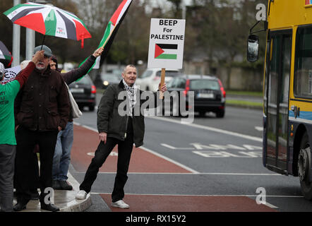 Die Menschen nehmen Teil an einem Boykott der Eurovision in Israel Protest der Palästinensischen rechte Aktivisten in der RTE-Studios in Dublin organisiert. Stockfoto