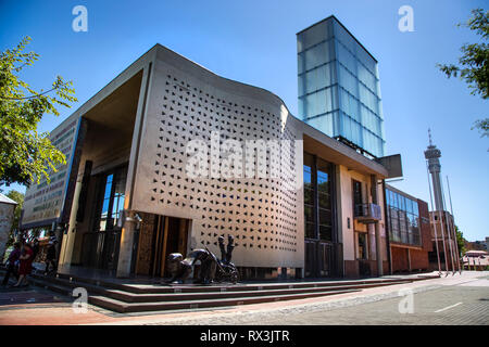 Johannesburg, Südafrika, 17. Februar 2019: Außenansicht des Verfassungsgerichts in der Stadt. Stockfoto