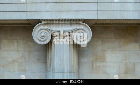 Eine alte Mauer aus Griechenland vom Parthenon. Griechenland offiziell die Republik Griechenland und seit der Antike bekannt als Hellas ist ein Land im entfernt Stockfoto