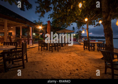 Star Two Thousand Restaurant auf der Insel Nusa Lembongan, in der Nähe von Bali in Indonesien Stockfoto