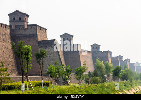 Die alten Mauern schützen die alte Stadt von Pingyao, Shanxi Province, China Stockfoto