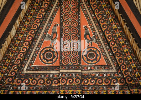 Traditionelle Kunst Dekoration von Tana Toraja. Die Kunst in der Regel im Haus platzieren, die Tongkonan Torajan traditionelles Gebäude. Stockfoto